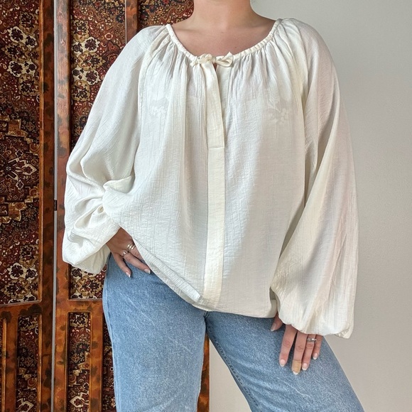 H&M Ivory Bishop Sleeve Tunic Blouse - Picture 5 of 6